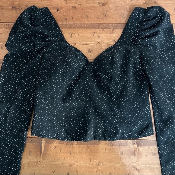 Miss Selfridge cropped puff sleeve top Size 4 polka dot black  white sweetheart - Picture 11 of 14